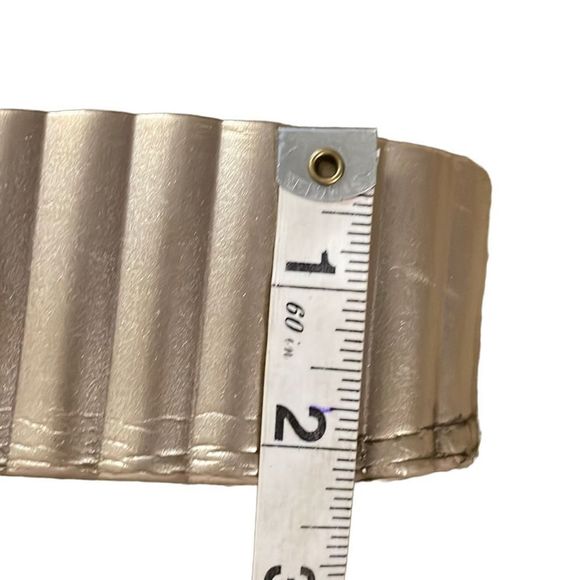 Elegant Cream Women's Sandals - Picture 9 of 10